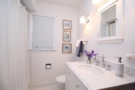 450 E Hillside Rd, Naperville, IL 60540 photo 7
