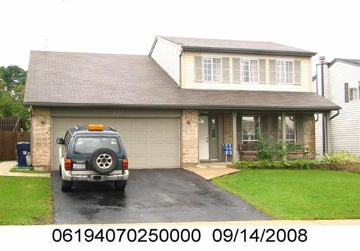 1167 Concord Dr, Elgin, IL 60120 photo 1