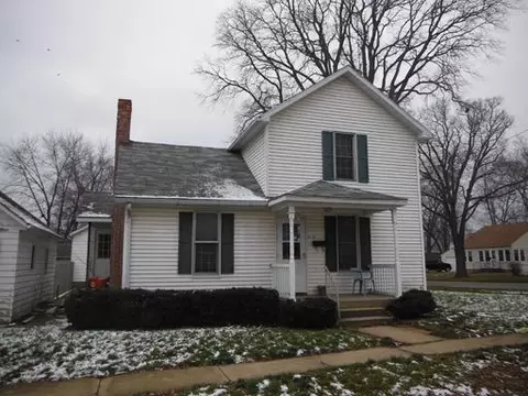 415 Monroe St, Henry, IL 61537 photo 1