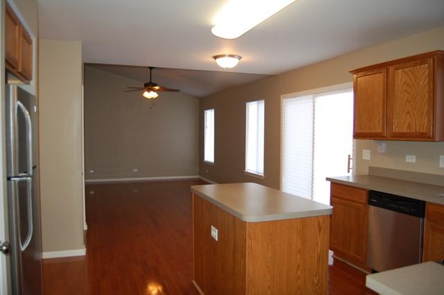 630 Deames St, Plano, IL 60545 photo 8