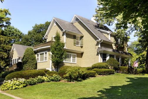 552 Forest Ave, Glen Ellyn, IL 60137 photo 1