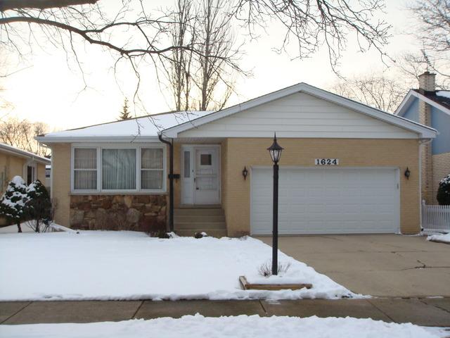 1624 Linden Ave, Park Ridge, IL 60068 photo 1