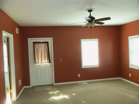 804 E Main St, Morris, IL 60450 photo 11