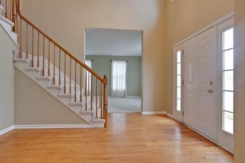 5360 Fox Path Ln, Hoffman Estates, IL 60192 photo 14