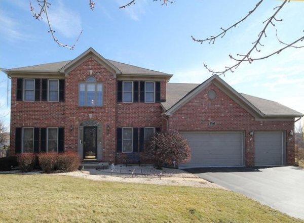 655 Kendridge Ct, Aurora, IL 60502 photo 1