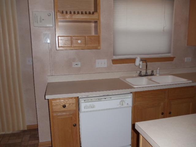 10705 Cape Cod Ln, Huntley, IL 60142 photo 3
