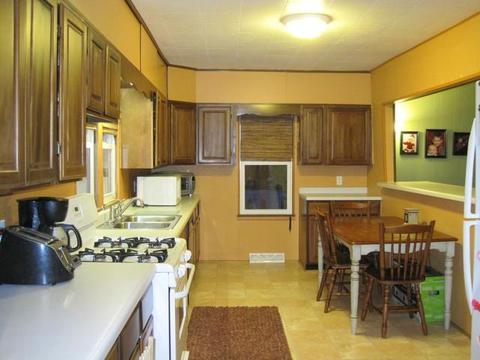 104 Calhoun St, Morris, IL 60450 photo 6