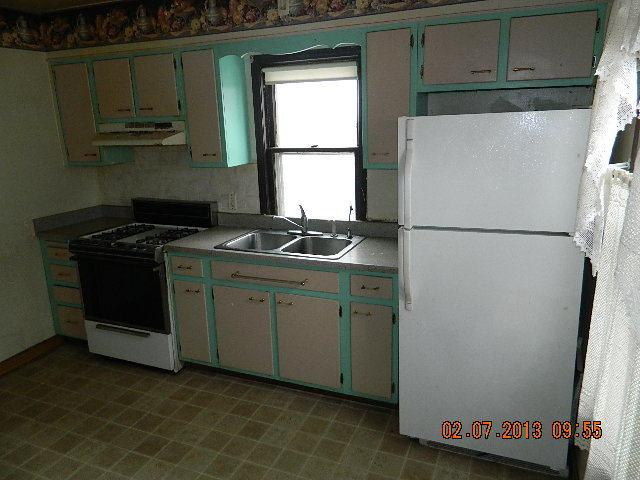 77 S Melrose Ave, Elgin, IL 60123 photo 7
