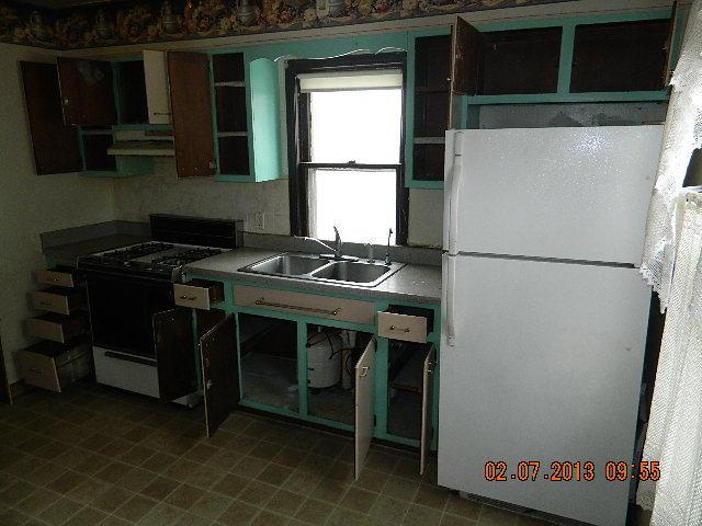 77 S Melrose Ave, Elgin, IL 60123 photo 19
