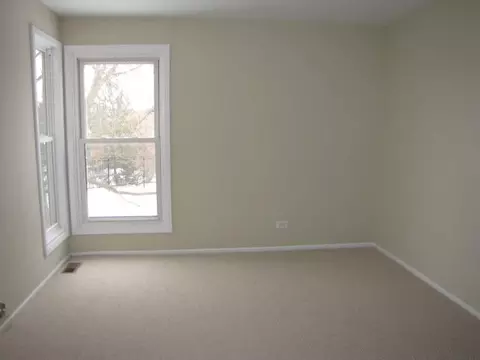 368 Oaktree Ct, Hoffman Estates, IL 60169 photo 12