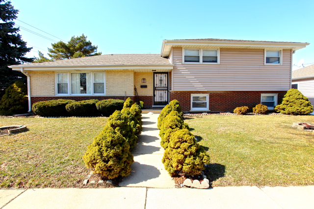 250 Broker Ave, Itasca, IL 60143 photo 1