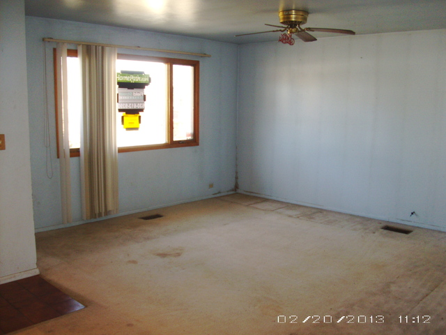 681 Sandra Ln, Wheeling, IL 60090 photo 6