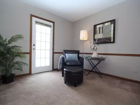 411 Appollo Ct, Wheaton, IL 60189 photo 14