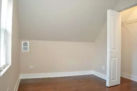6319 W Devon Ave, Chicago, IL 60646 photo 10
