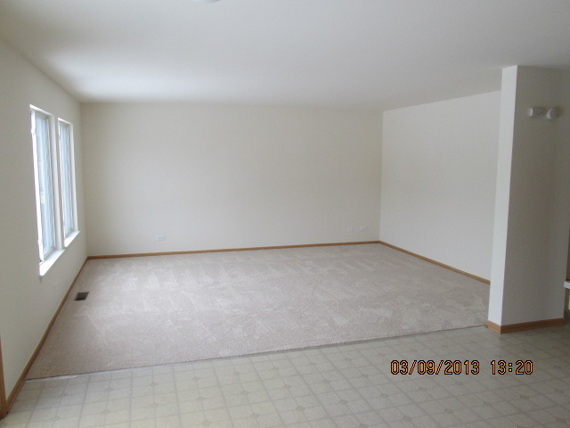 224 Schmidt St, Plano, IL 60545 photo 4