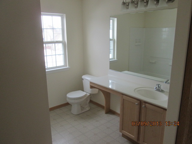224 Schmidt St, Plano, IL 60545 photo 7