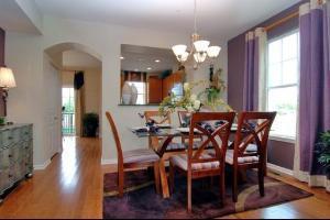 1238 Harding Ave, Des Plaines, IL 60016 photo 3