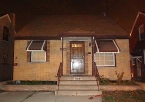 11340 S Avenue J, Chicago, IL 60617 photo 1