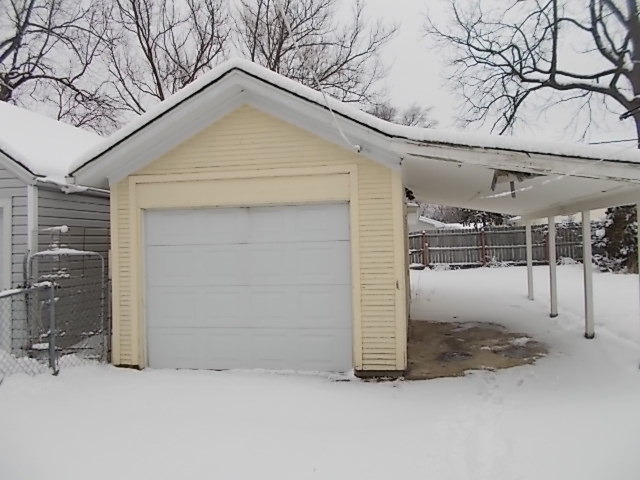 760 2nd Ave, Aurora, IL 60505 photo 12