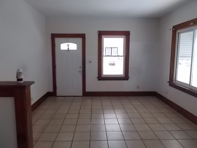 760 2nd Ave, Aurora, IL 60505 photo 3