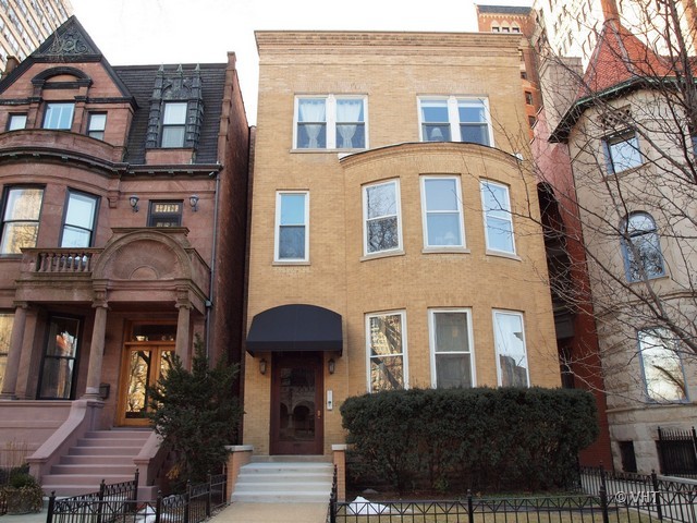 421 W Oakdale Ave #1, Chicago, IL 60657 photo 1