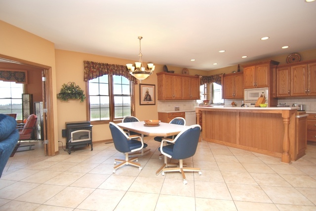 15207 Obrien Rd, Harvard, IL 60033 photo 8