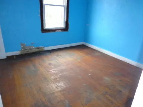 10752 S Champlain Ave, Chicago, IL 60628 photo 7