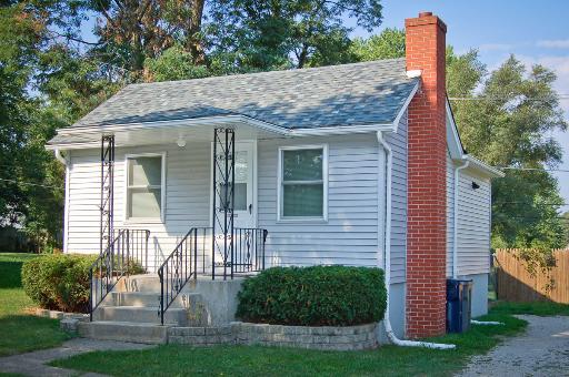 178 S Lyle Ave, Elgin, IL 60123 photo 1