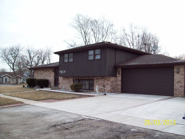 7859 W 87th St, Bridgeview, IL 60455 photo 2