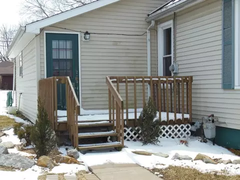 401 E Cleveland St, Spring Valley, IL 61362 photo 7