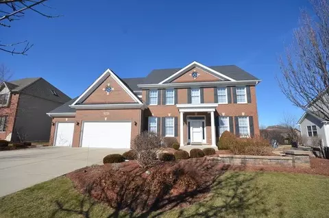 26041 Whispering Woods Cir, Plainfield, IL 60585 photo 1