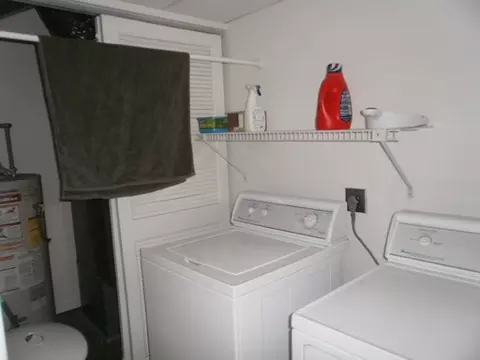 930 Chambers St, Ottawa, IL 61350 photo 7
