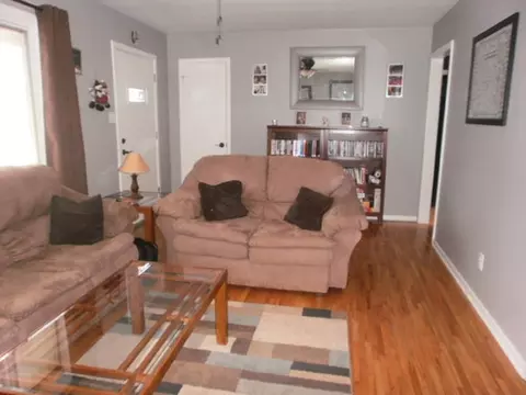 930 Chambers St, Ottawa, IL 61350 photo 2