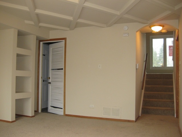 200 Bode Rd, Hoffman Estates, IL 60169 photo 15