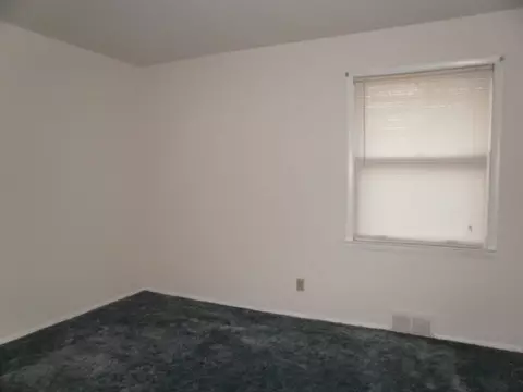 1320 Sunset Dr, Peru, IL 61354 photo 11