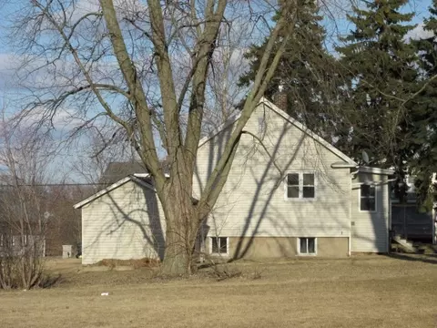1224 Plain St, Peru, IL 61354 photo 10