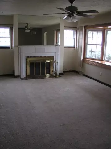610 E North St, Morris, IL 60450 photo 3