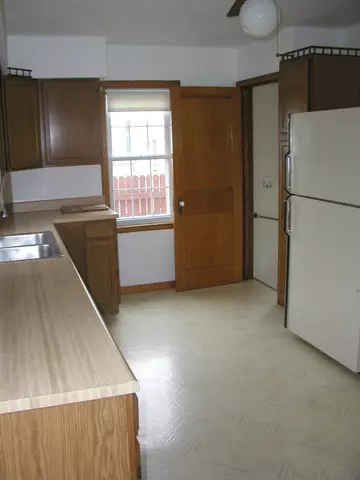 610 E North St, Morris, IL 60450 photo 7