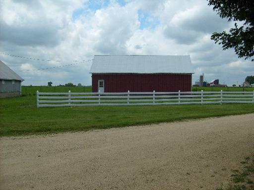 7470 E Clare Rd, Clare, IL 60111 photo 12