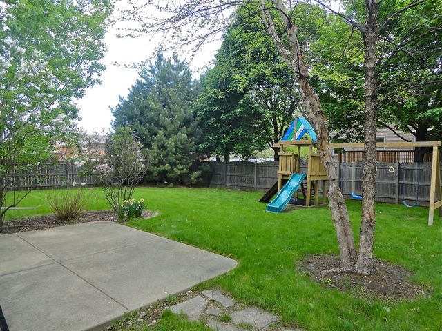 690 Cooper Ct, Aurora, IL 60504 photo 22