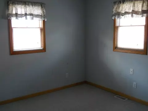116 W Fourth St, Spring Valley, IL 61362 photo 4