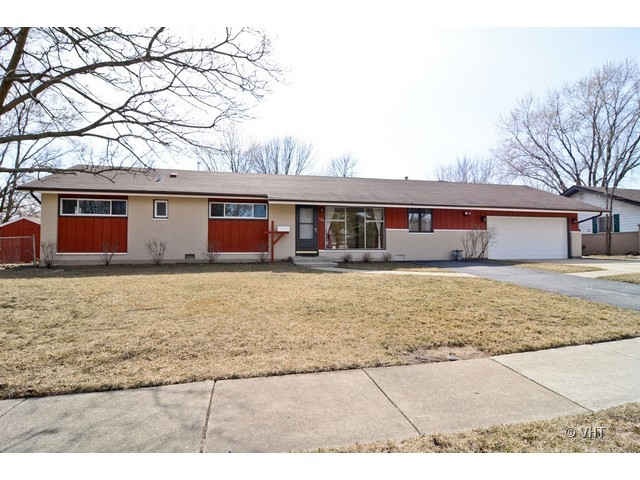 520 Geronimo St, Hoffman Estates, IL 60169 photo 1