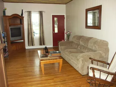 2560 E 450th Rd, Oglesby, IL 61348 photo 2