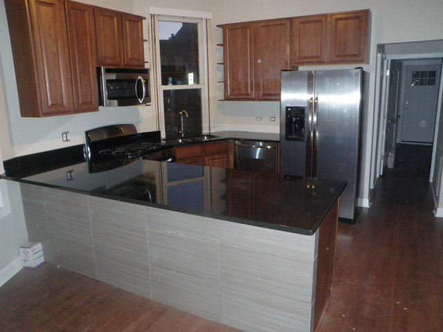 2820 N Racine Ave, Chicago, IL 60657 photo 1