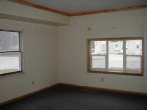 1035 E Bluff St, Marseilles, IL 61341 photo 5