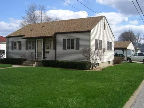 1930 14th St, Peru, IL 61354 photo 1