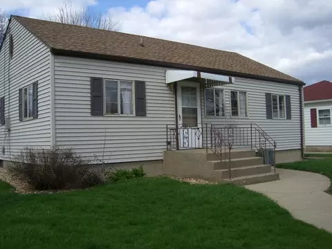 1930 14th St, Peru, IL 61354 photo 2