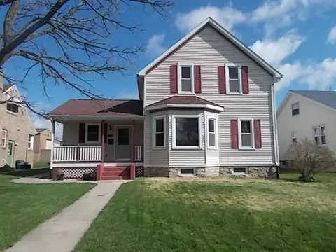 216 E First St, Spring Valley, IL 61362 photo 1