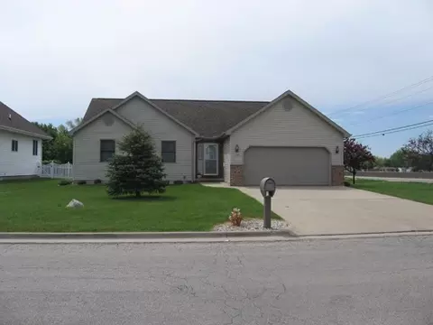1726 26th St, Peru, IL 61354 photo 1