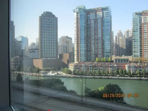 420 E Waterside Dr #412, Chicago, IL 60601 photo 4